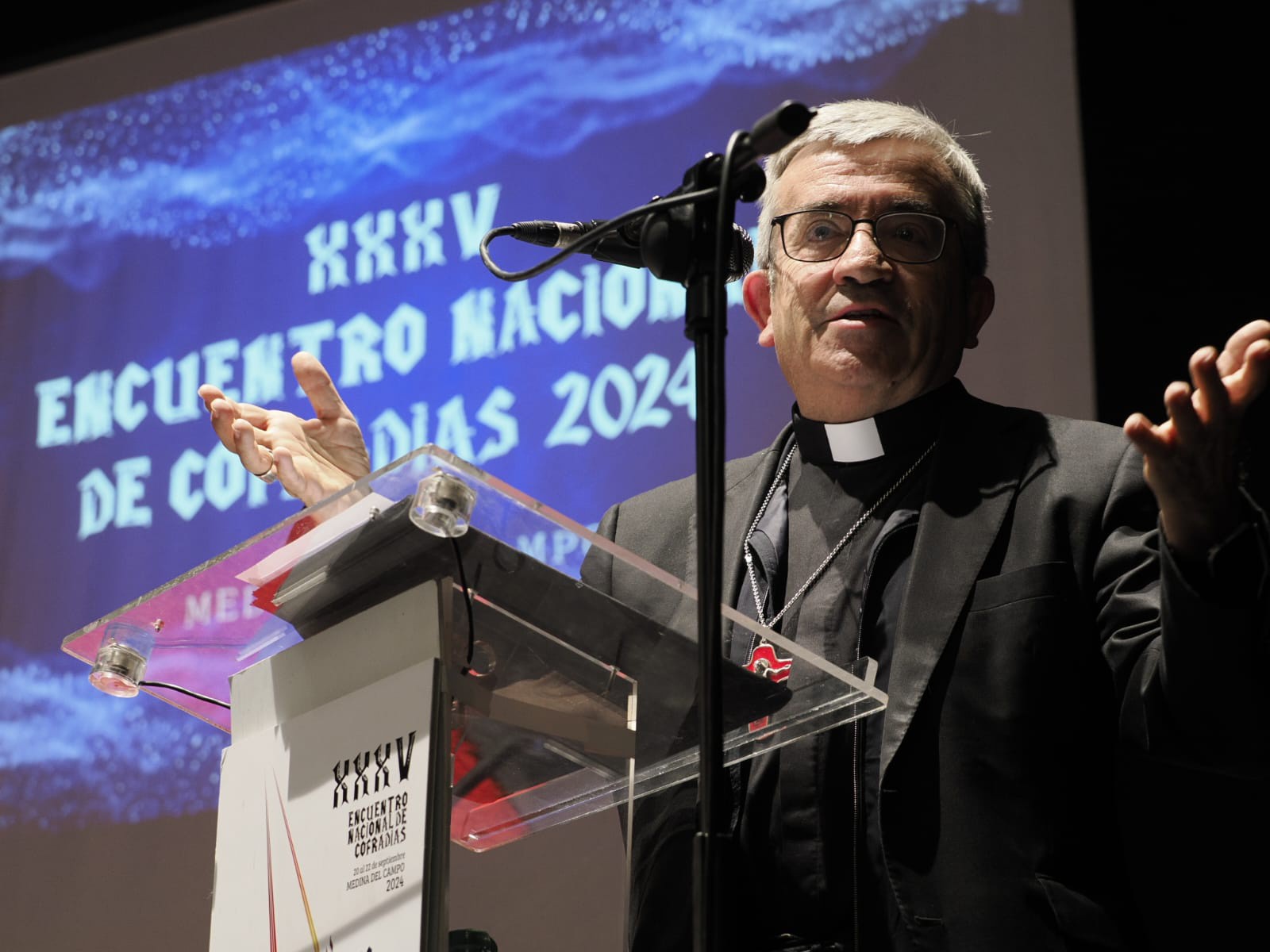 El Arzobispo de Valladolid, don Luis Argüello, durante su intervención en el Encuentro Nacional de Cofradías de 2024